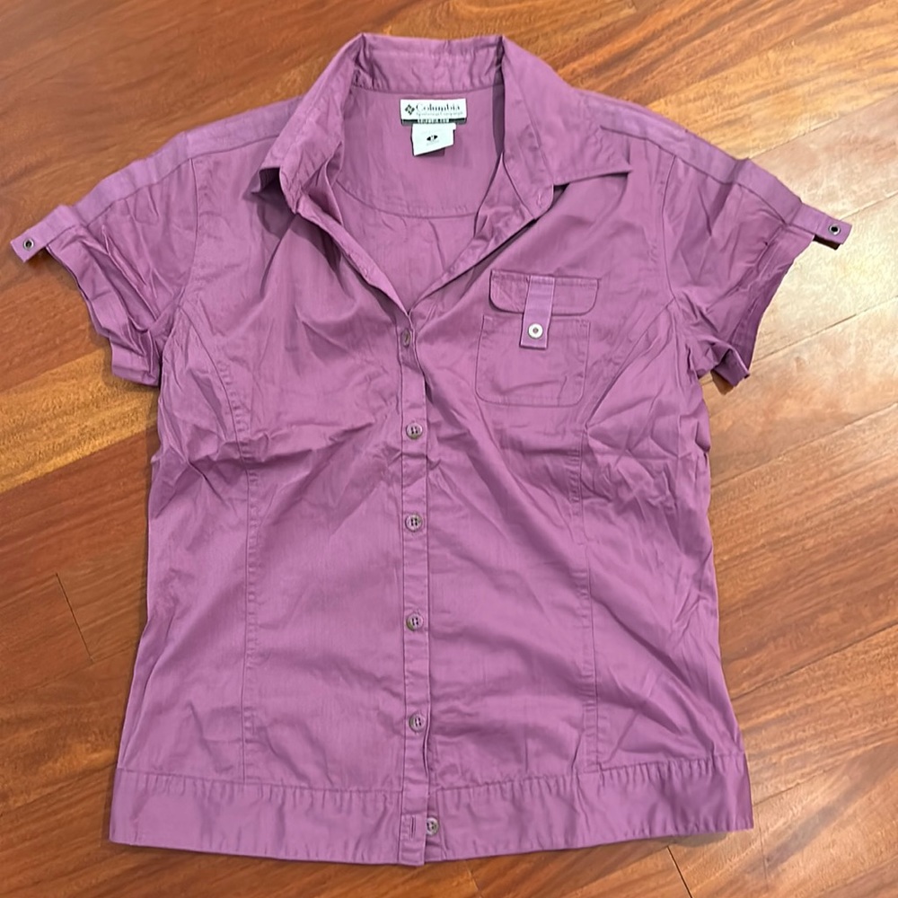 Columbia Women’s Short-Sleeve button-down shirt - M purple